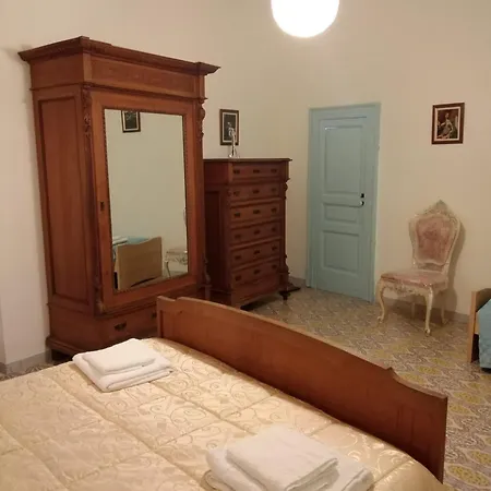 Casa Abenante * Corigliano Calabro