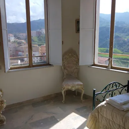 Casa Abenante * קוריליאנו קלאברו