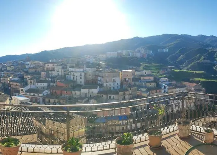 Casa Abenante * קוריליאנו קלאברו